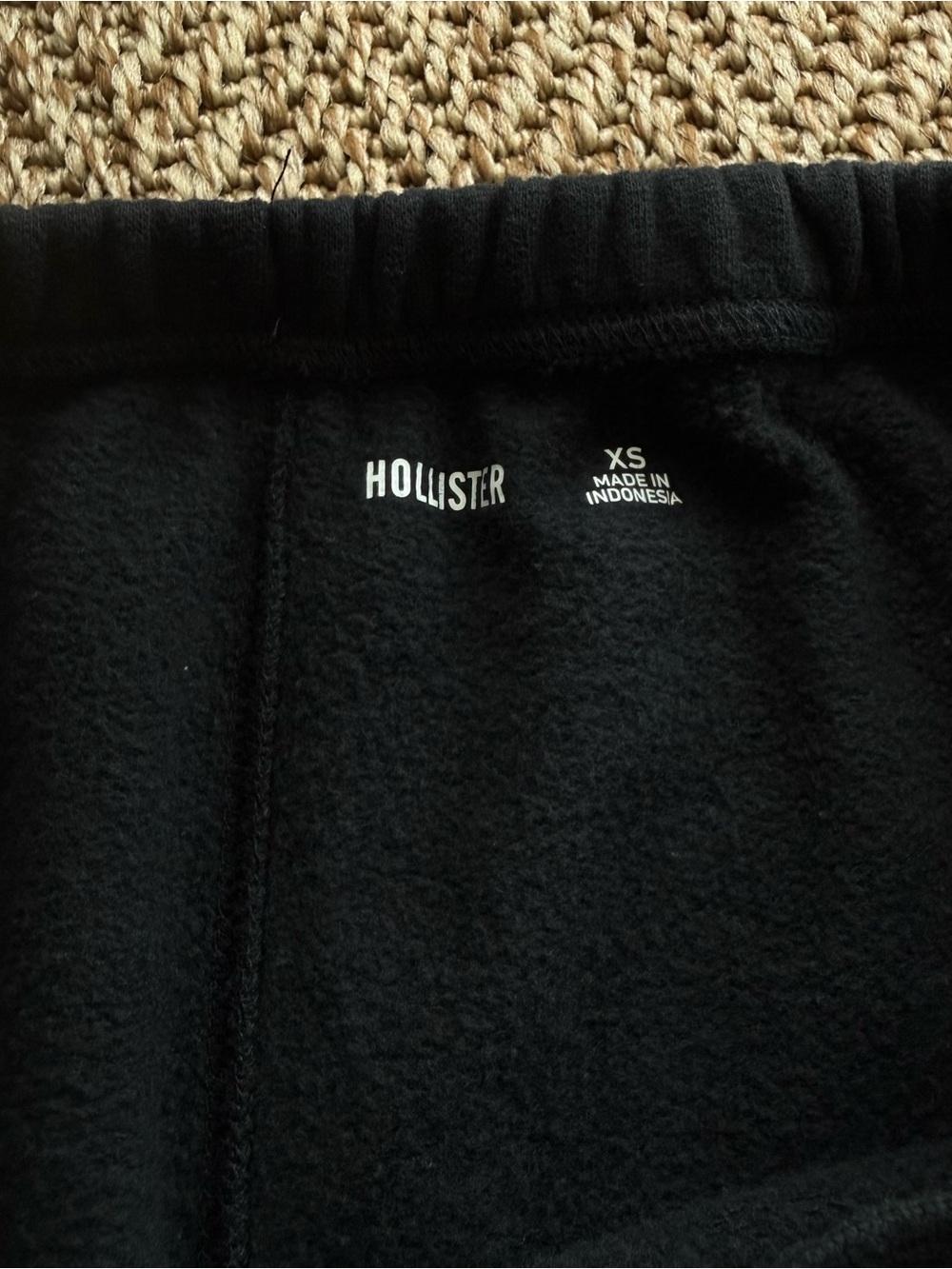 Classic Black Drawstring Sweatpants - Picture 2 of 3